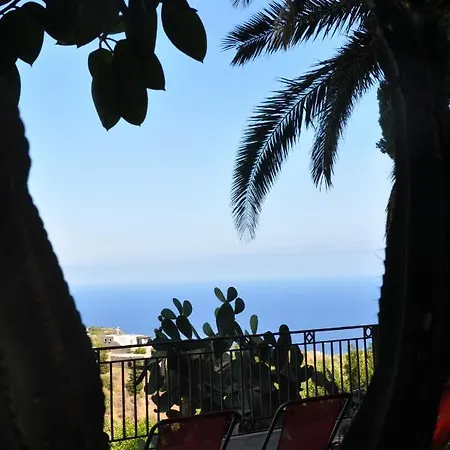 Le Mànnare Vacanze Di Metopa Srl Hébergement de vacances