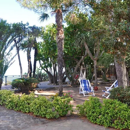 Le Mànnare Vacanze Di Metopa Srl Hébergement de vacances