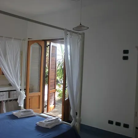 Le Mànnare Vacanze Di Metopa Srl * Piano Conte