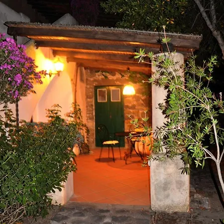 Hébergement de vacances Le Mànnare Vacanze Di Metopa Srl Piano Conte